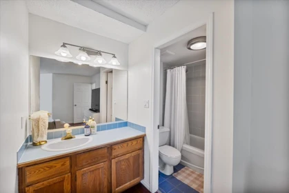 Powder Room Photo of 313 12 K De K Court, New Westminster, BC