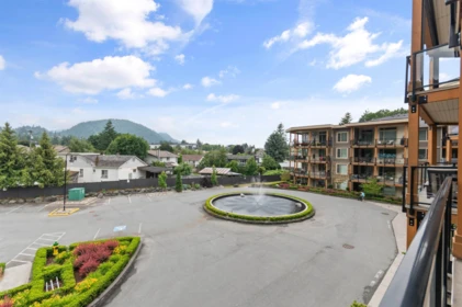 Garden / Landscaping Photo of 301 45750 Keith Wilson Road, Chilliwack, BC