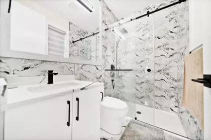 Walk-In Closet Photo of 11927 85a Avenue, Delta, BC
