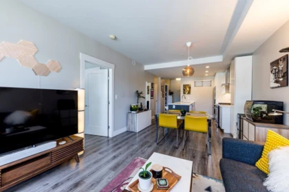 Office / Den Photo of 503 1496 Charlotte Road, North Vancouver, BC
