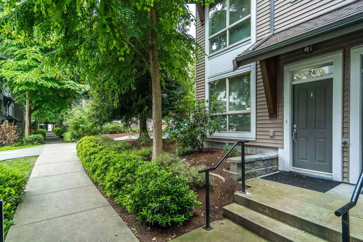Family Room Photo of 74 6671 121 Street, Surrey, BC