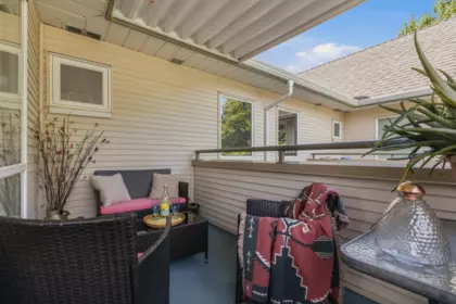 Swimming Pool Photo of 8 9470 Hazel Street, Chilliwack, BC