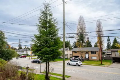 Guest Bathroom Photo of 8824 116 Street, Delta, BC