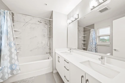 Guest Bathroom Photo of 64 4991 No. 5 Road, Richmond, BC