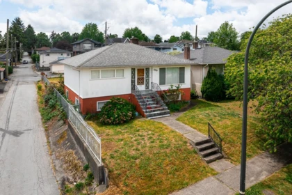 3678 E 25th Avenue, Vancouver, BC, Vancouver — Single Family Residence for sale