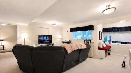 Hot Tub / Spa Photo of 1421 Madrona Place, Coquitlam, BC