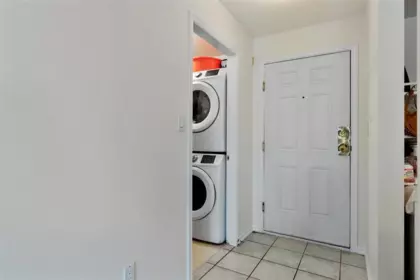 212 15130 108 Avenue, Surrey, BC, Surrey — Apartment/Condo for sale