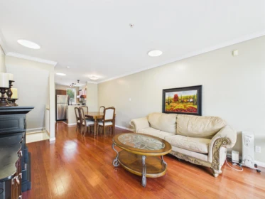 Hallway Photo of 35 638 W 6th Avenue, Vancouver, BC
