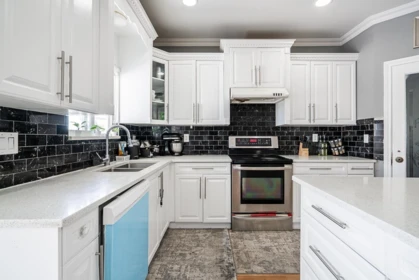 Kitchen Island Photo of 6892 130 Street, Surrey, BC