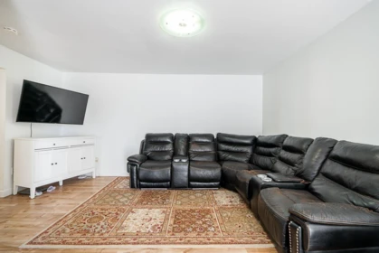 Loft / Bonus Room Photo of 6892 130 Street, Surrey, BC