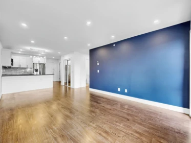 Primary Bedroom Photo of 401 1990 Westminster Avenue, Port Coquitlam, BC