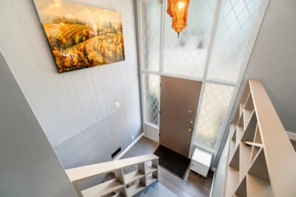 Entry Foyer Photo of 6175 Quebec Street, Vancouver, BC