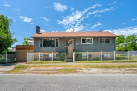 6175 Quebec Street, Vancouver, BC