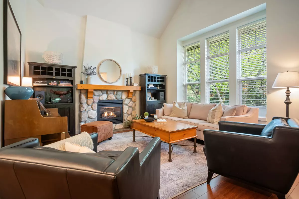 Dining Area Photo of 43610 Cotton Tail Crossing, Lindell Beach, BC