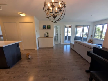 Kitchen Island Photo of 414 500 Royal Avenue, New Westminster, BC