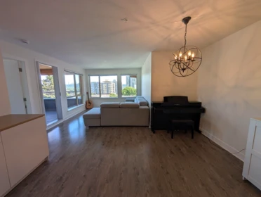 Kitchen Photo of 414 500 Royal Avenue, New Westminster, BC