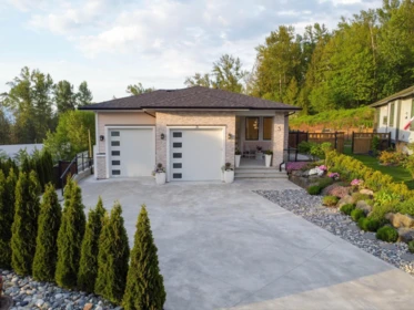 3 8295 Nixon Road, Chilliwack, BC, Chilliwack — Single Family Residence for sale