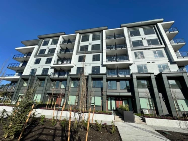 Primary Bedroom Photo of 305 15739 Fraser Highway, Surrey, BC