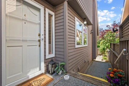 Backyard Photo of 1 230 E Keith Road, North Vancouver, BC