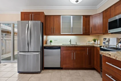 Kitchen Island Photo of 1 230 E Keith Road, North Vancouver, BC