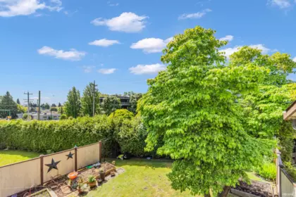 Garden / Landscaping Photo of 10 7561 Humphries Court, Burnaby, BC