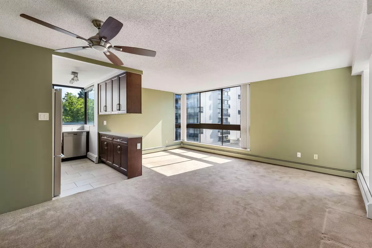 Family Room Photo of 607 9280 Salish Court, Burnaby, BC