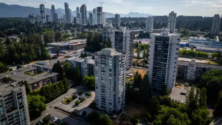 Office / Den Photo of 607 9280 Salish Court, Burnaby, BC