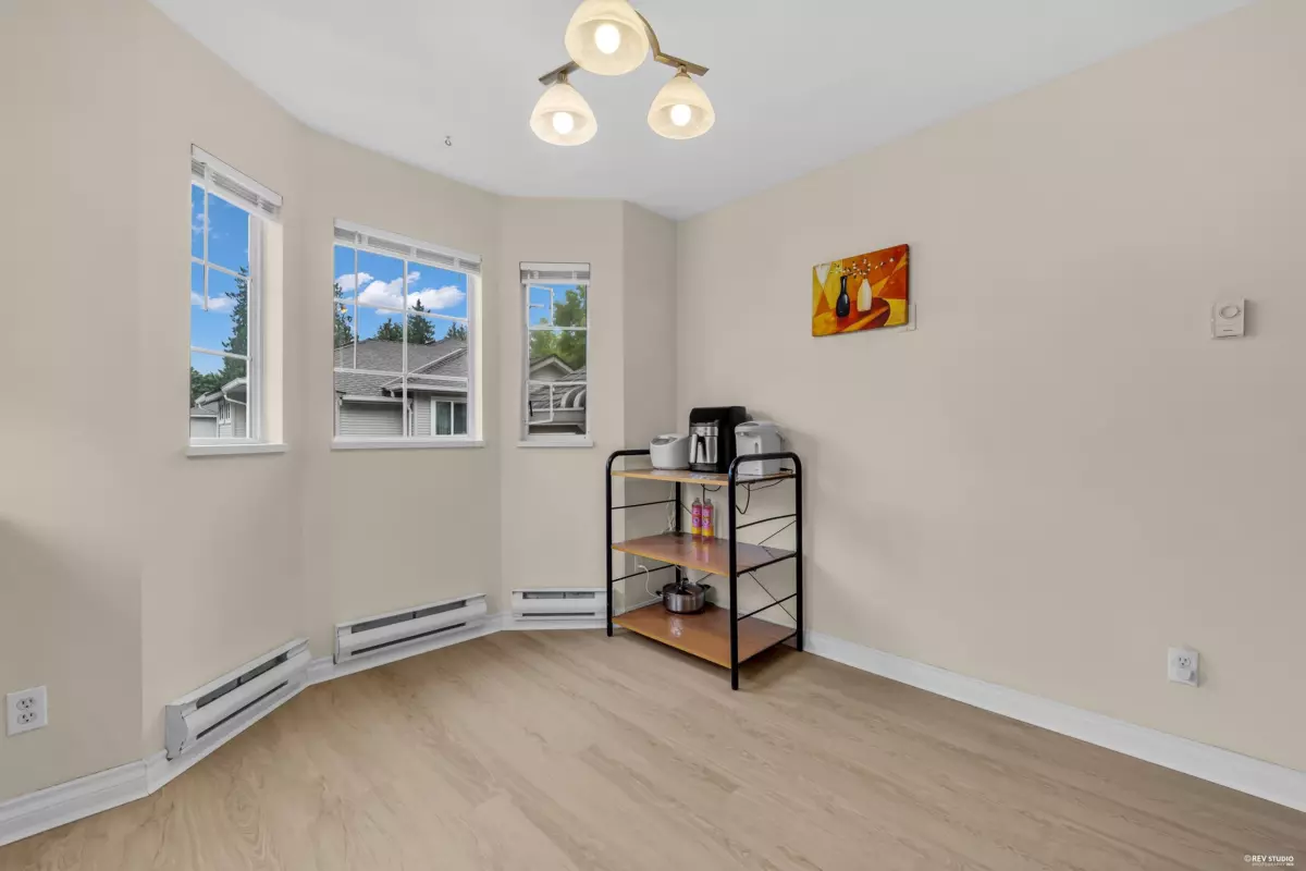Dining Area Photo of 20 12188 Harris Road, Pitt Meadows, BC
