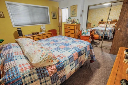 Bedroom 4 Photo of 2588 Lower Road, Roberts Creek, BC