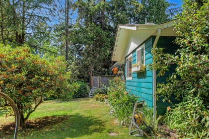 Hot Tub / Spa Photo of 2588 Lower Road, Roberts Creek, BC
