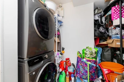 Mudroom Photo of 1403 3061 E Kent Avenue North, Vancouver, BC