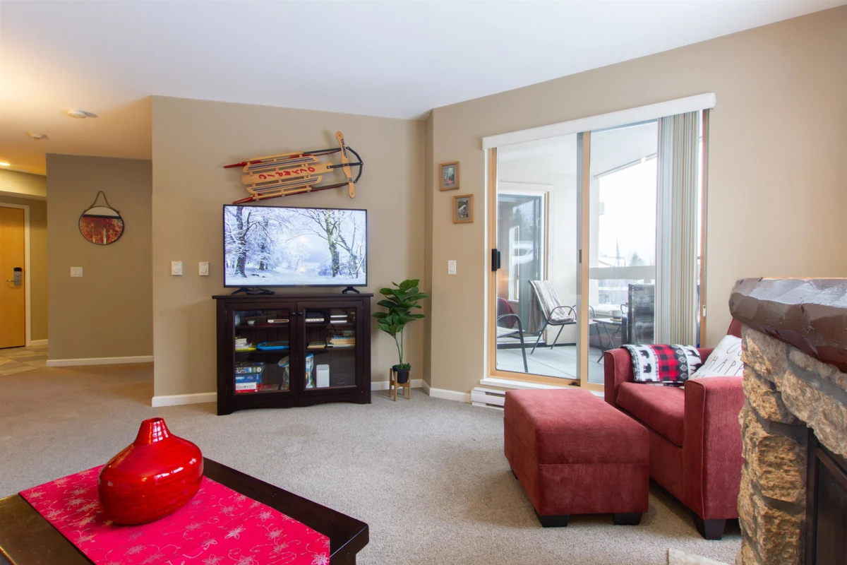Dining Area Photo of 216 4338 Main Street, Whistler, BC
