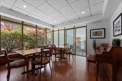 Basement Recreation Room Photo of 212 1425 Esquimalt Avenue, West Vancouver, BC