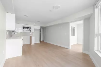 Kitchen Island Photo of 207 3050 Kingsway, Vancouver, BC