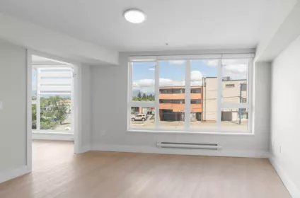 Kitchen Photo of 207 3050 Kingsway, Vancouver, BC
