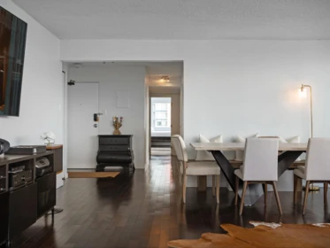 Pantry Photo of 1203 31 Elliot Street, New Westminster, BC