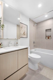Kitchen Photo of 1904 13573 98a Avenue, Surrey, BC