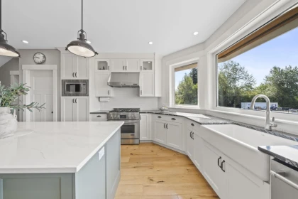 Kitchen Photo of 20720 102b Avenue, Langley, BC