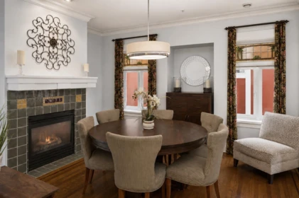 Breakfast Nook Photo of 3541 W 8th Avenue, Vancouver, BC