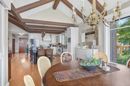 Kitchen Photo of 6001 Silverstone Lane, Sechelt, BC