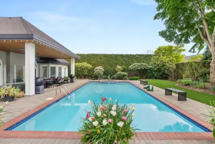 Hot Tub / Spa Photo of 8440 Steveston Highway, Richmond, BC