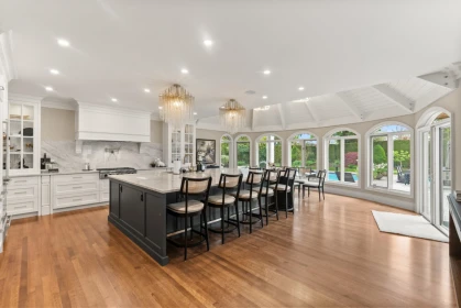 Kitchen Island Photo of 8440 Steveston Highway, Richmond, BC