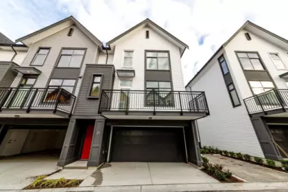 21 17555 57a Avenue, Surrey, BC, Surrey — Townhouse for sale
