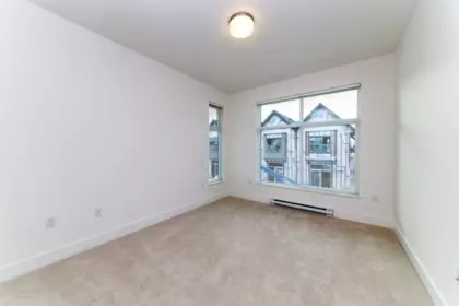 Guest Bathroom Photo of 21 17555 57a Avenue, Surrey, BC