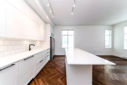 Kitchen Photo of 21 17555 57a Avenue, Surrey, BC
