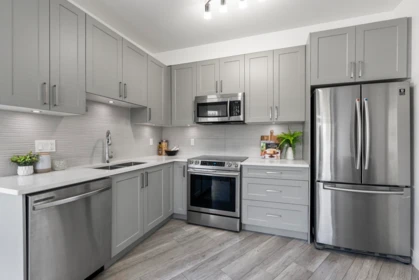 505 13978 Fraser Highway, Surrey, BC, Surrey — Apartment/Condo for sale