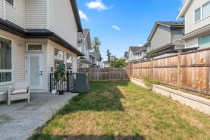 Hallway Photo of 7646 203 Street, Langley, BC