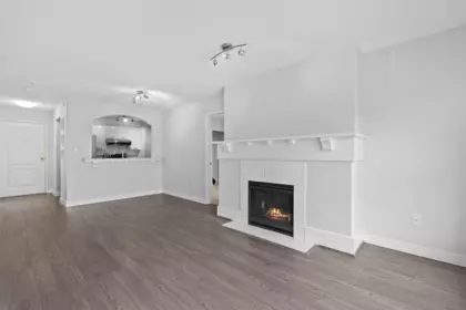 304 5500 Lynas Lane, Richmond, BC, Richmond — Apartment/Condo for sale