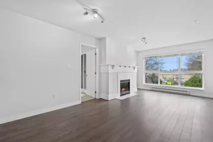 Kitchen Island Photo of 304 5500 Lynas Lane, Richmond, BC