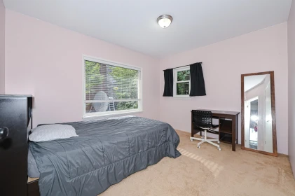 Guest Bathroom Photo of 14249 Marine Drive, White Rock, BC